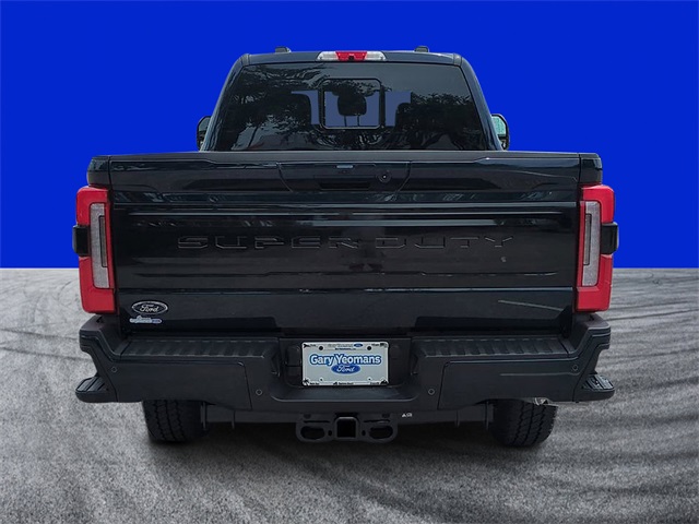 2025 Ford F-350 Platinum photo 4