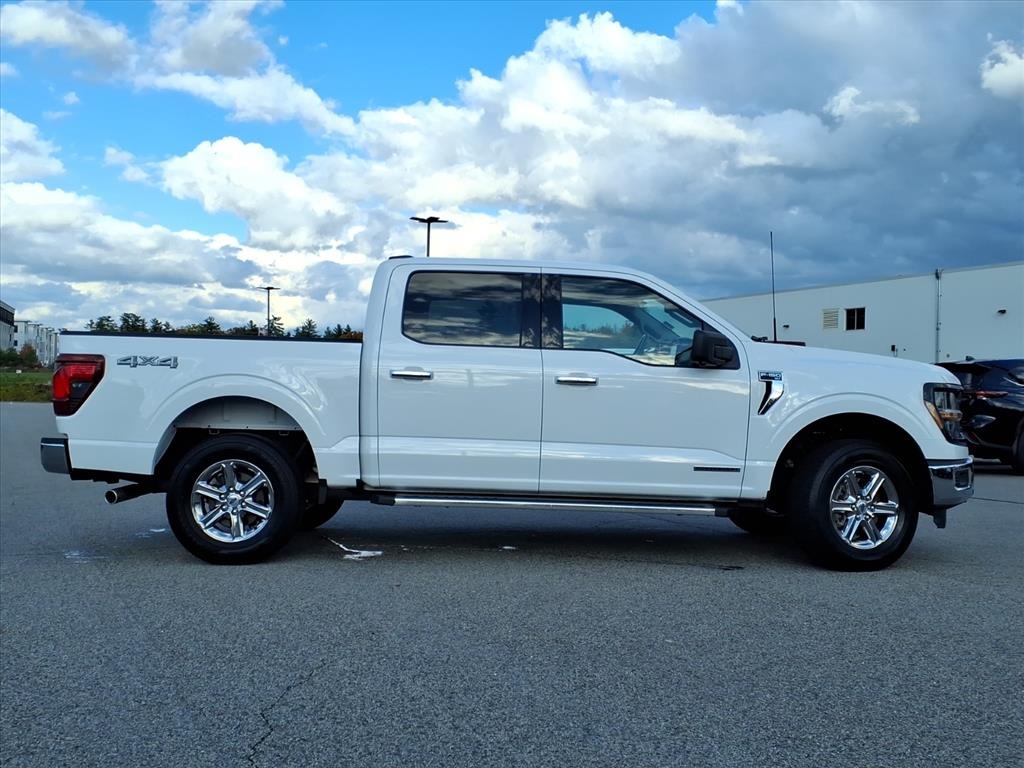 2024 Ford F-150 XLT photo 2