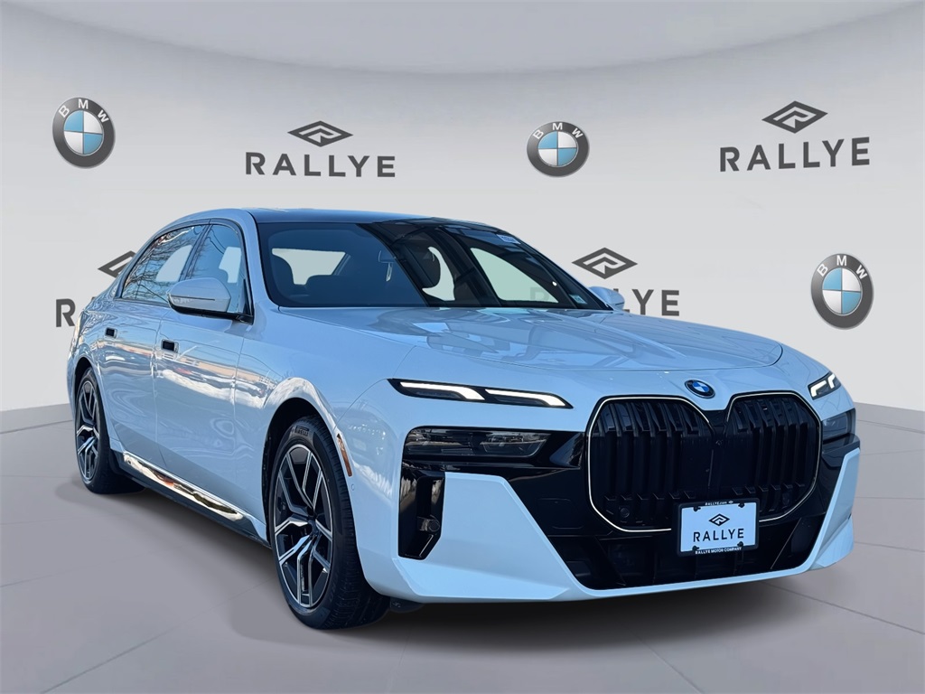 2025 BMW 7 Series 750e's photo