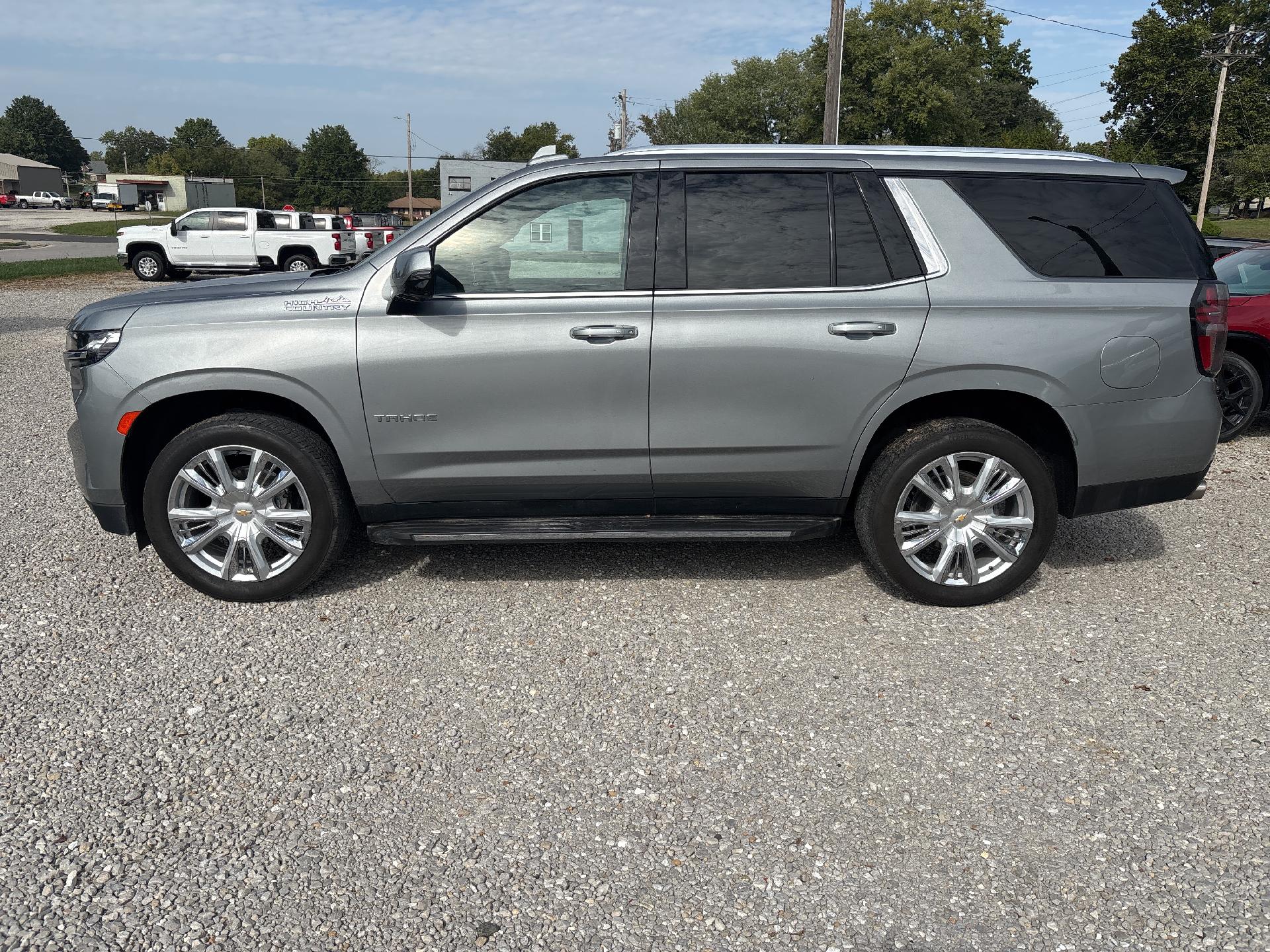 Used 2023 Chevrolet Tahoe High Country with VIN 1GNSKTKL0PR422195 for sale in Kansas City
