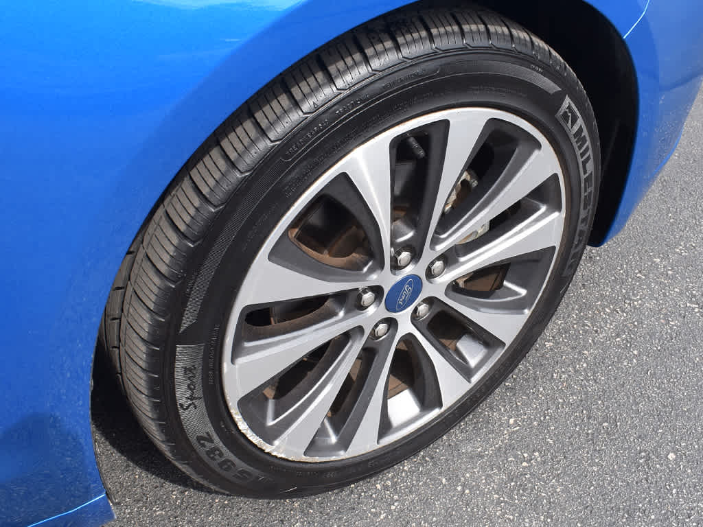 2020 Ford Fusion SE photo 8