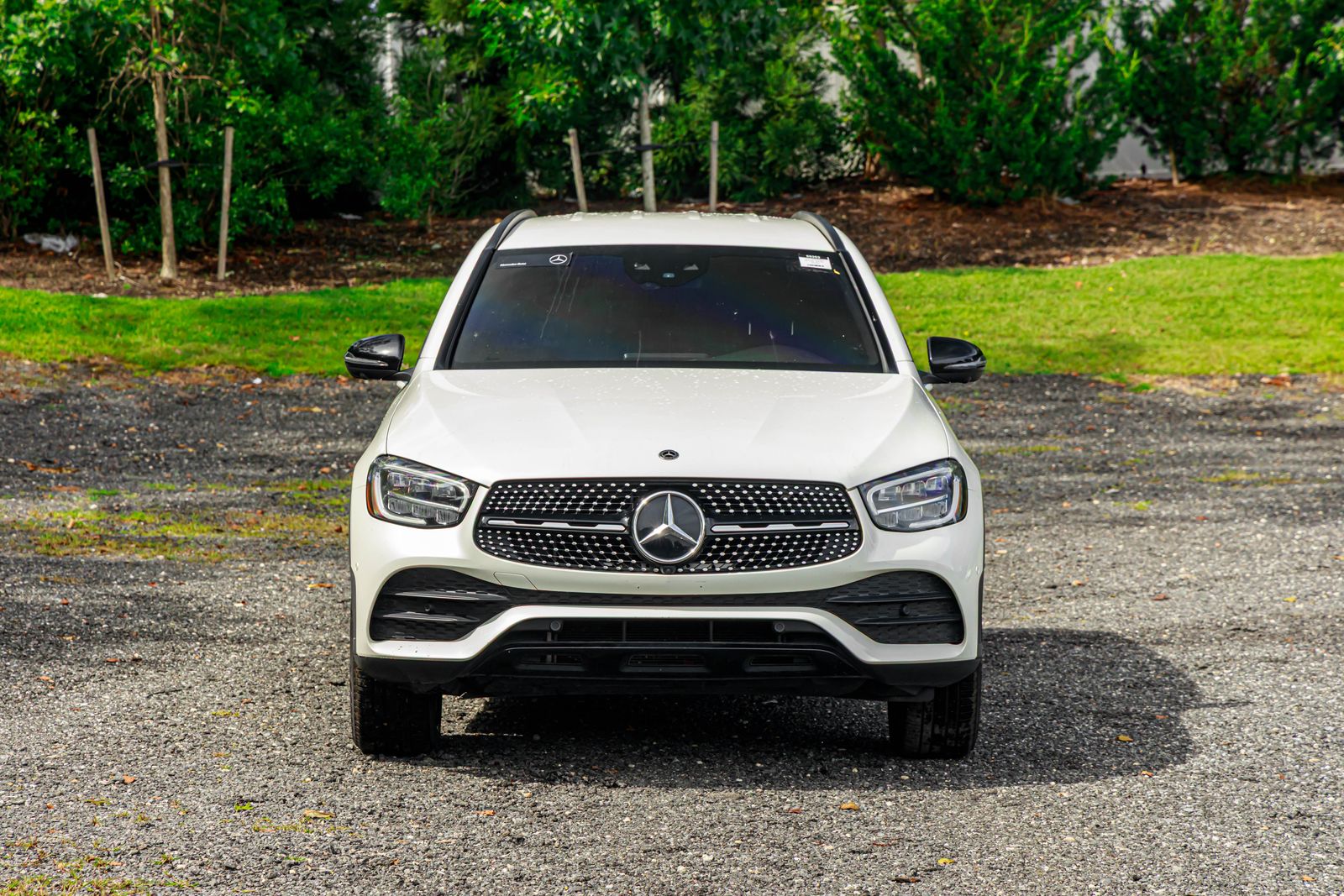 2021 Mercedes Benz GLC 300 photo 2