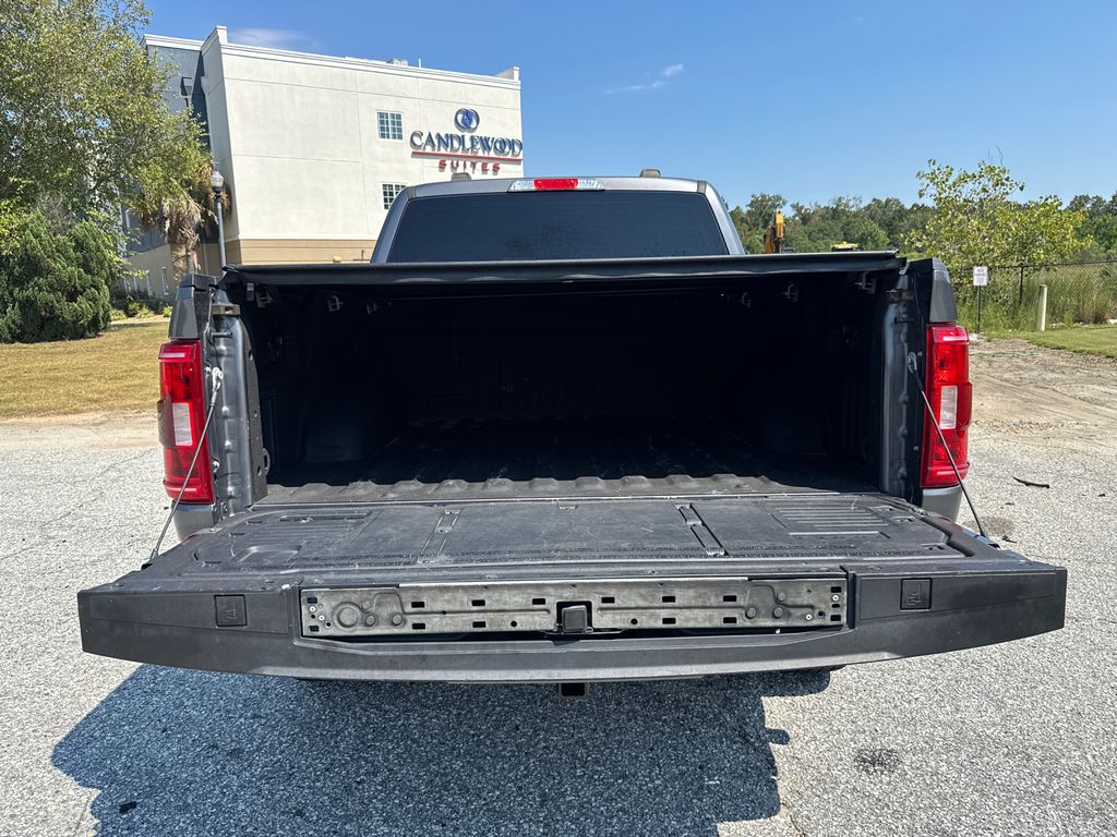 2021 Ford F-150 XLT photo 18