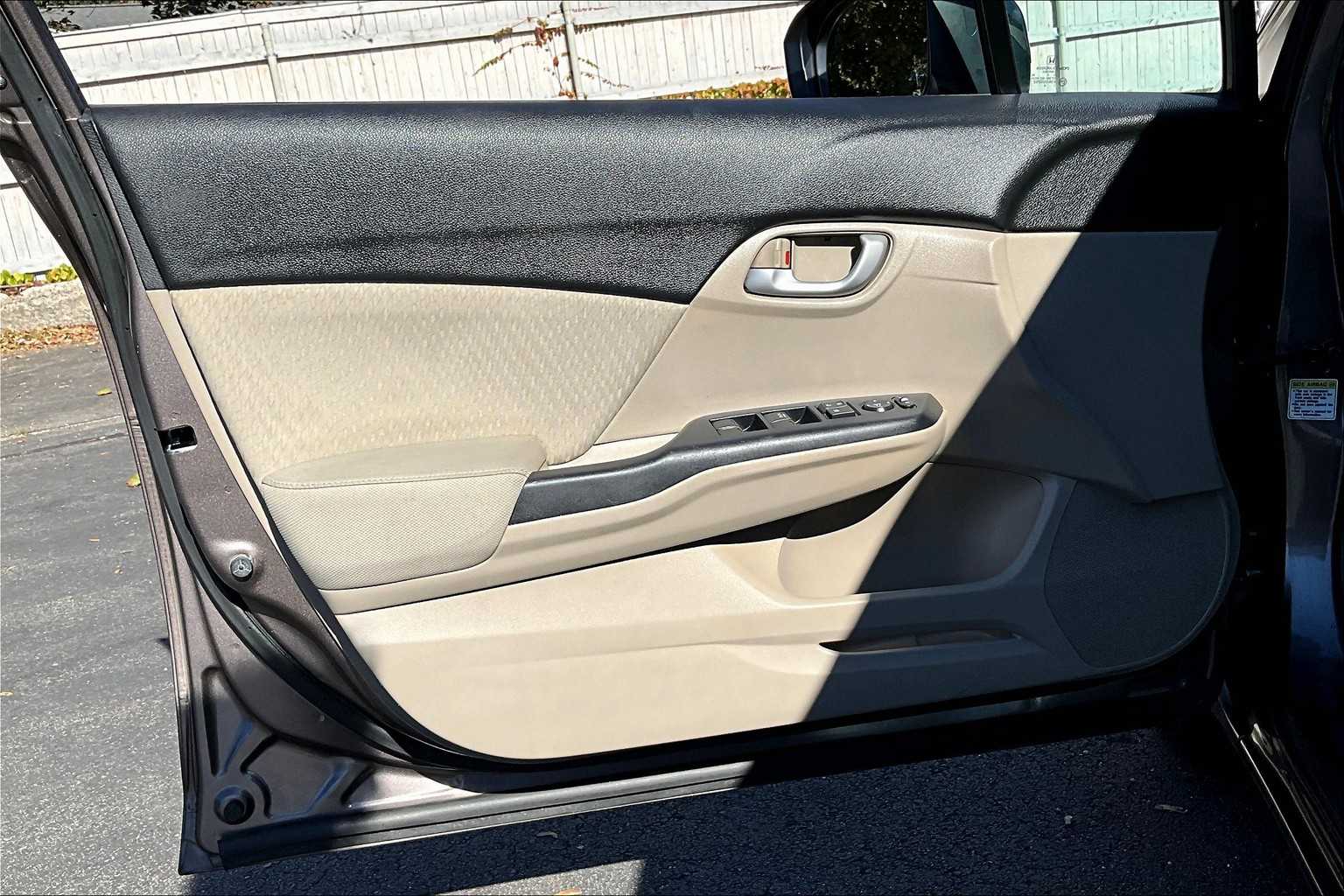 2014 Honda Civic LX photo 18