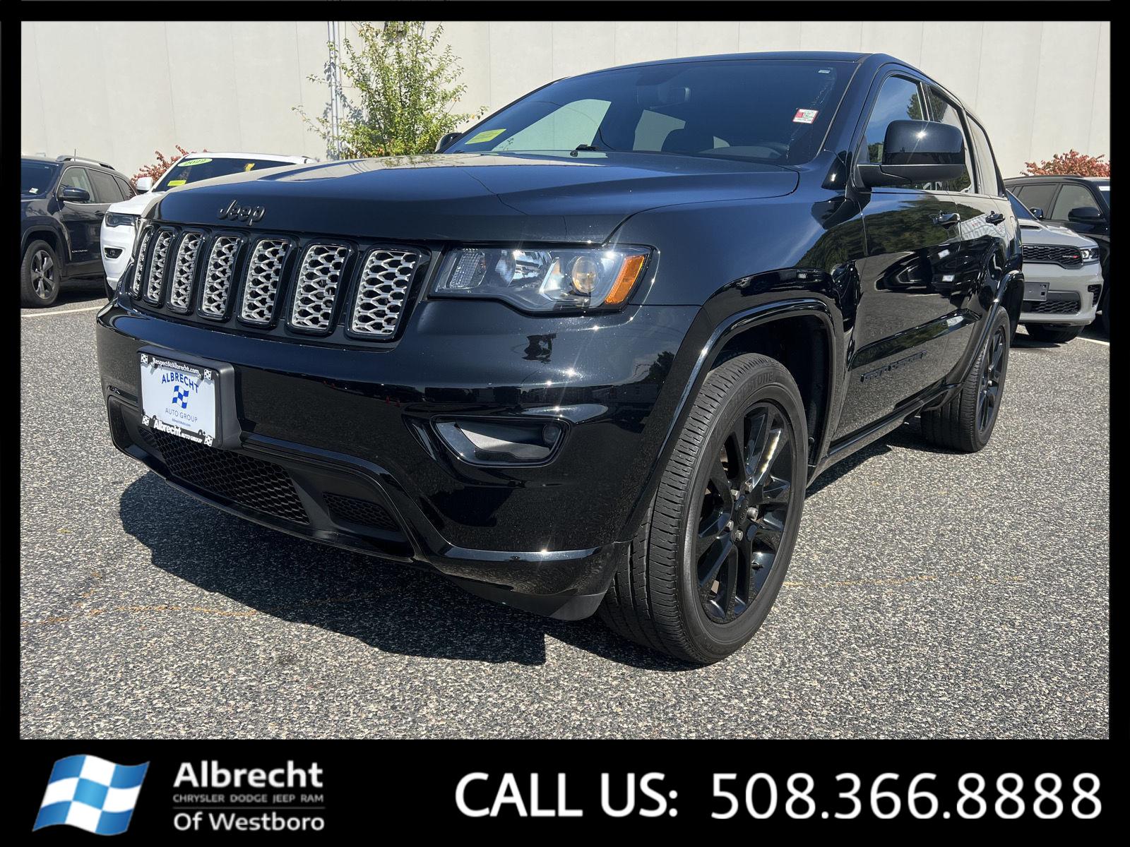 2022 Jeep Grand Cherokee WK Laredo X's photo