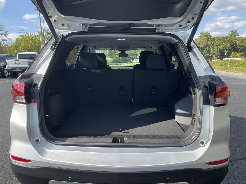 2022 Chevrolet Equinox LT photo 4
