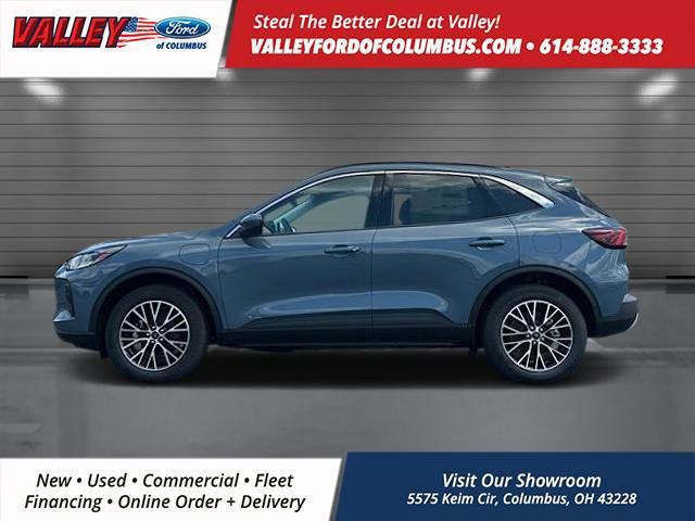 2024 Ford Escape Plug-In Hybrid photo 4