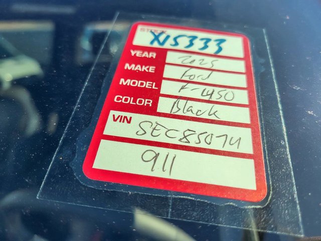 2025 FORD F-450 - Image 65