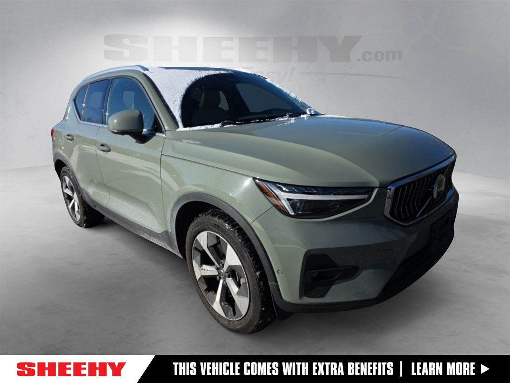 2023 Volvo XC40 Ultimate's photo