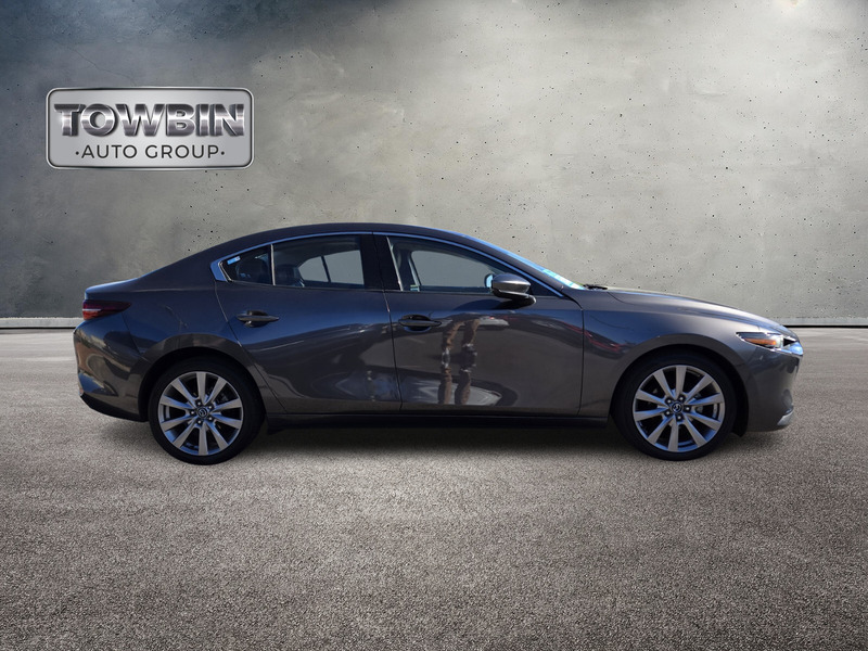 2019 Mazda Mazda3 Sedan Premium photo 3