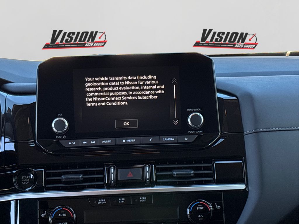 2025 Nissan Pathfinder SV photo 12