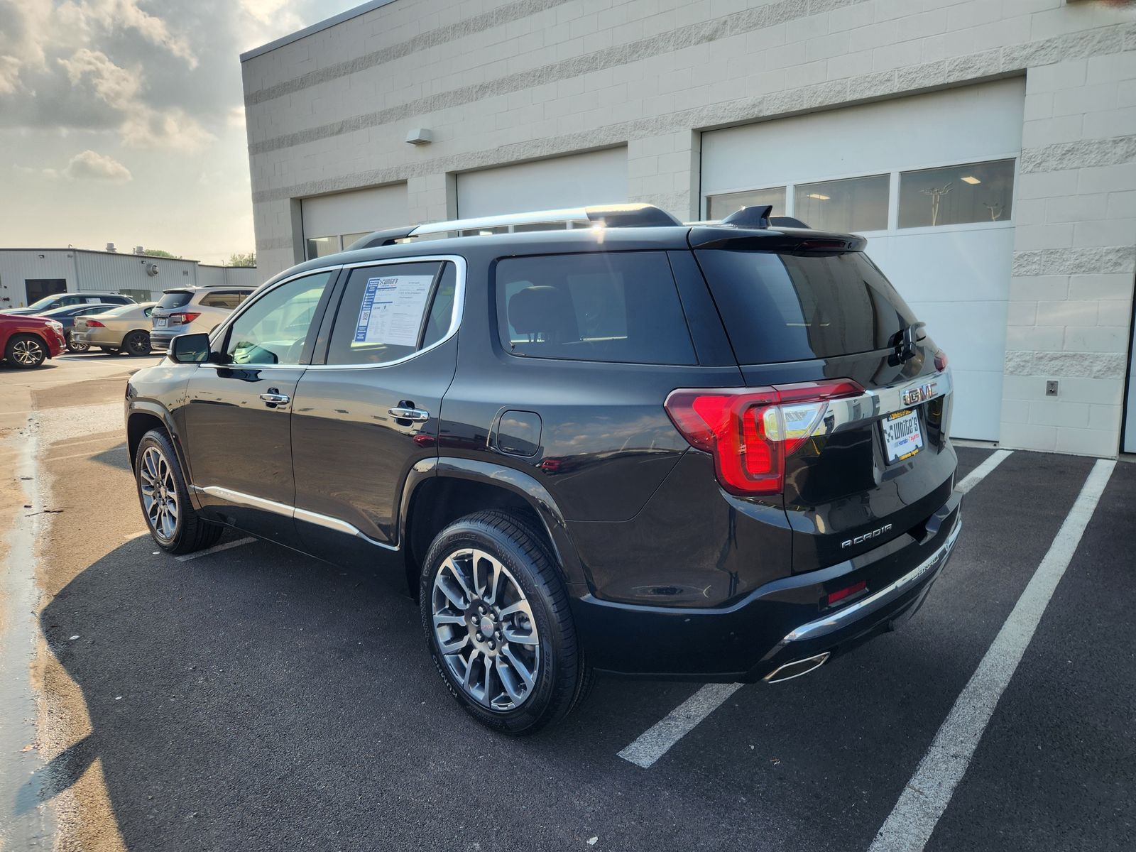 2020 Gmc Acadia Denali photo 2