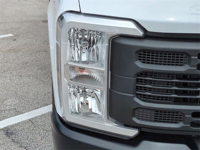 2026 Ford F-250 photo 10