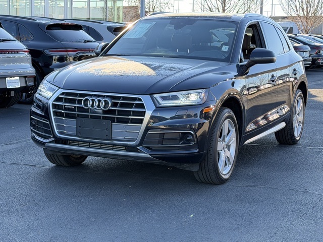 2019 Audi Q5 45 Prestige's photo