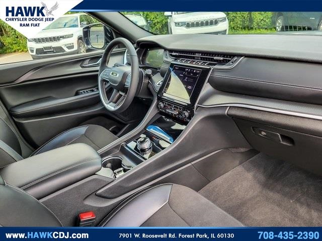 2024 JEEP GRAND CHEROKEE - Image 32