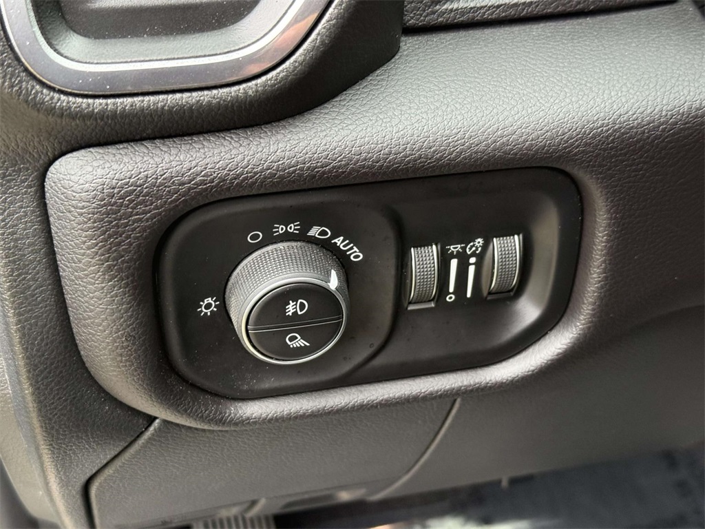 2024 Ram 2500 Laramie photo 33