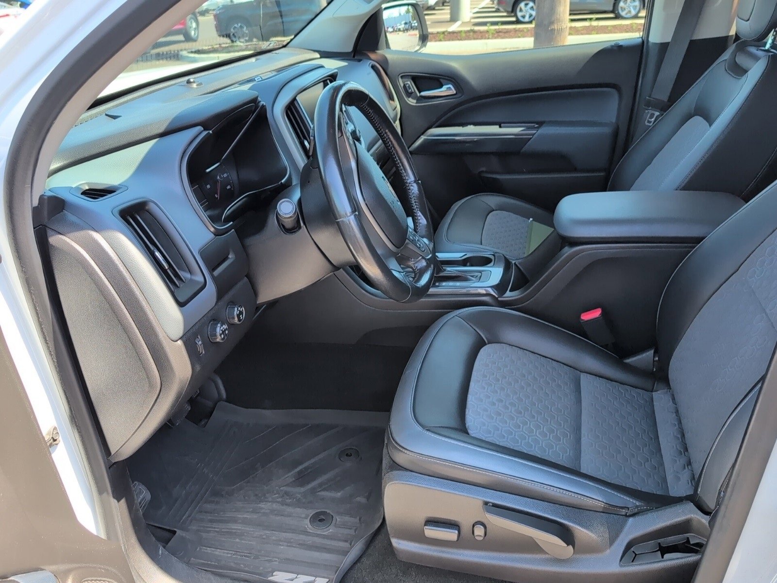2016 Chevrolet Colorado Z71 photo 4