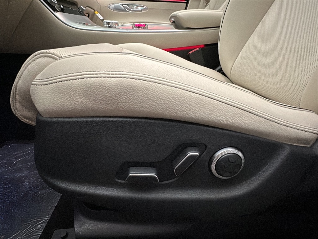 2026 Genesis GV70 2.5T Advanced photo 10