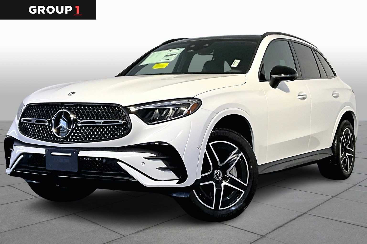 2026 Mercedes-Benz GLC Base's photo