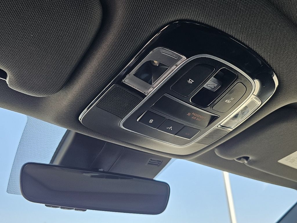 2021 Hyundai Sonata SEL Plus photo 24