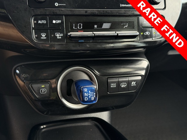 2021 Toyota Prius Prime LE photo 24