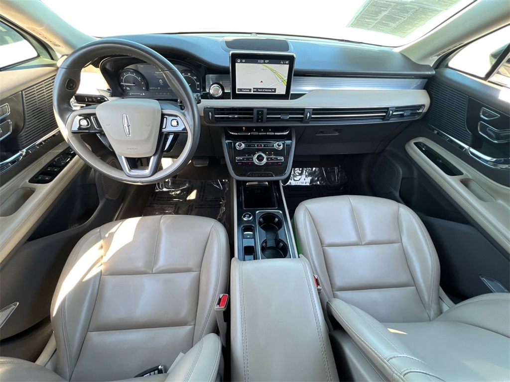 2021 Lincoln Corsair Standard photo 8