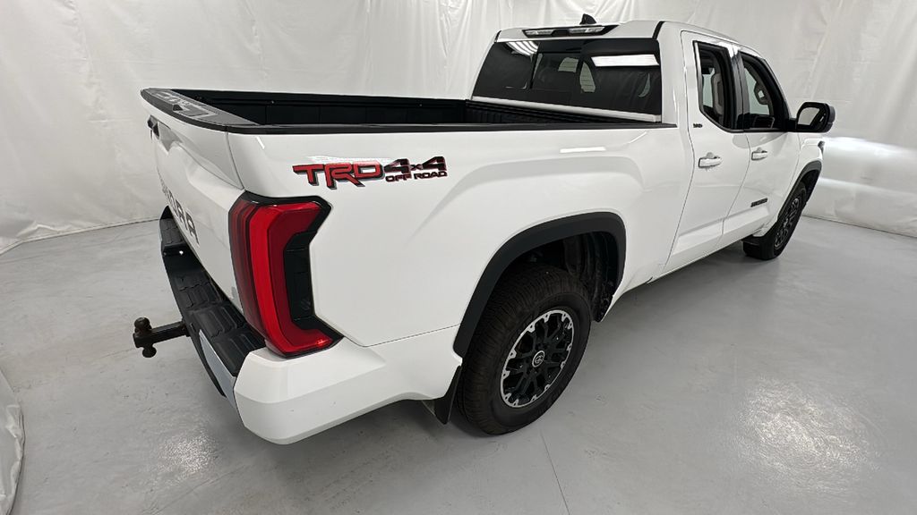 2023 Toyota Tundra SR5 photo 2