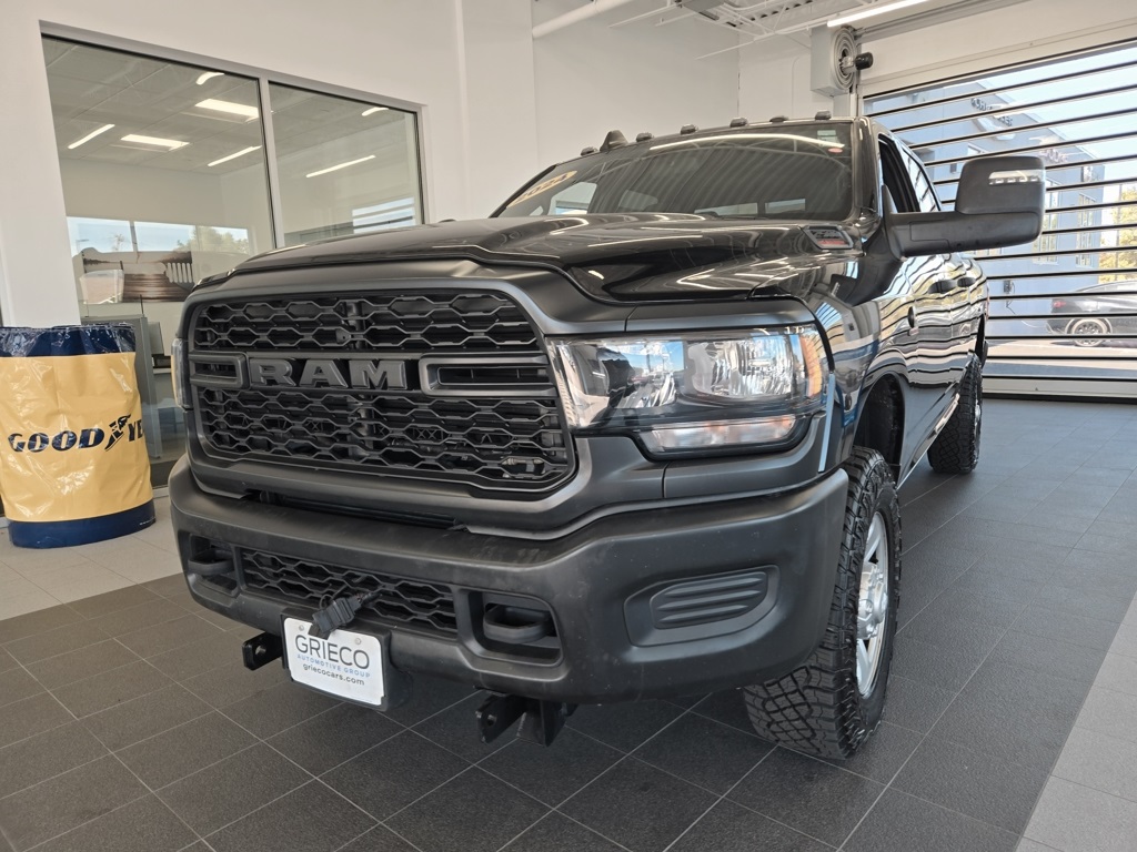 2024 Ram 2500 Tradesman photo 3