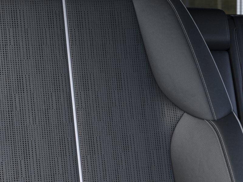 2025 Cadillac Optiq Luxury photo 17