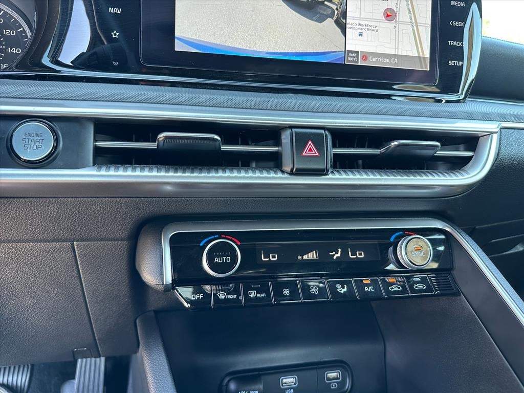 2024 Kia K5 GT-Line photo 18