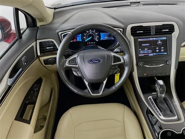 2014 Ford Fusion SE photo 21