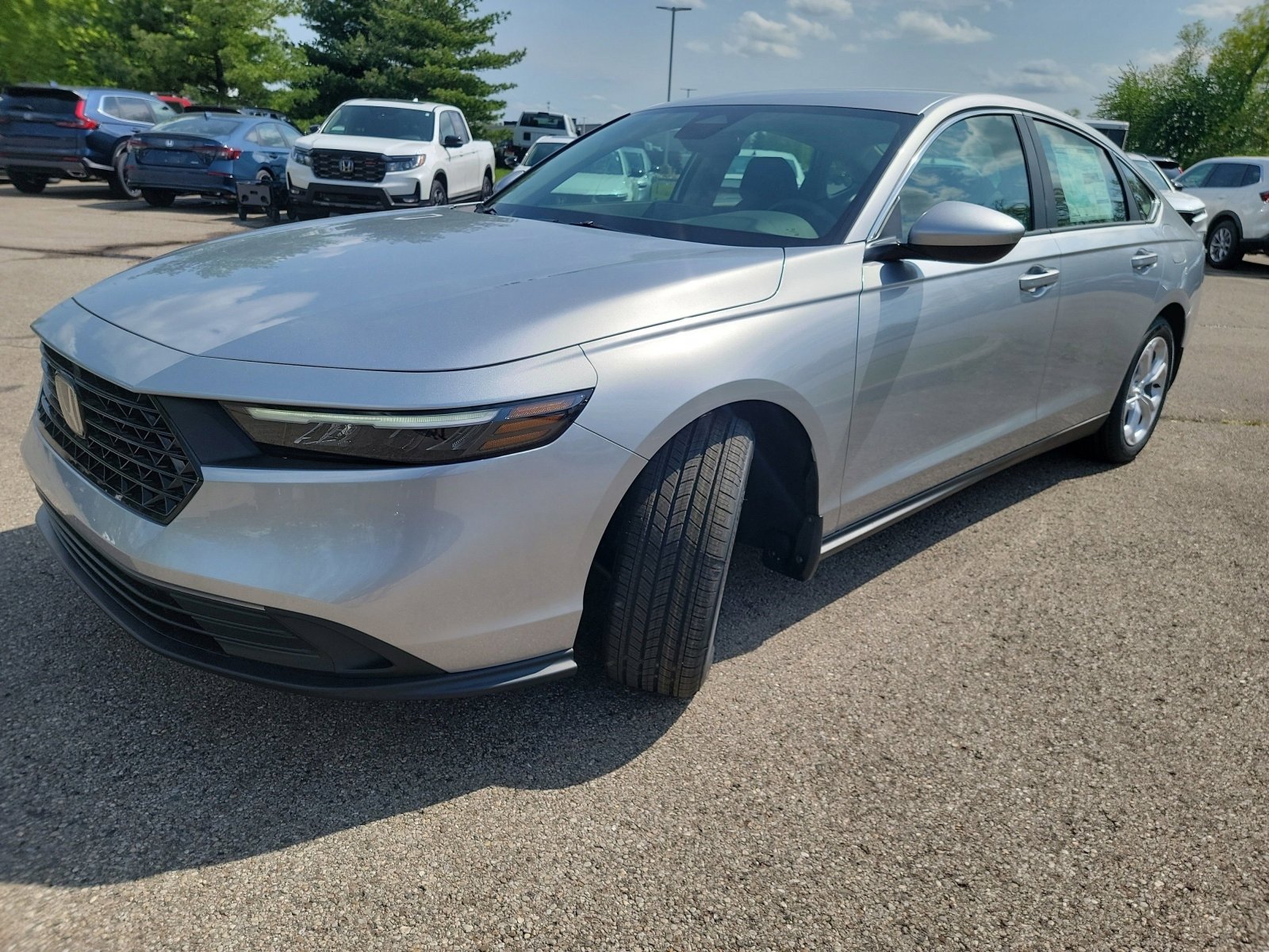 2025 Honda Accord LX photo 3