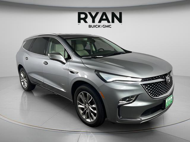 2024 Buick Enclave Avenir's photo