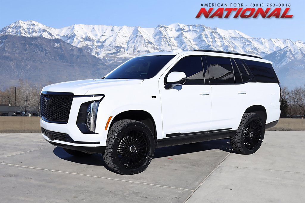 2026 Cadillac Escalade Sport's photo