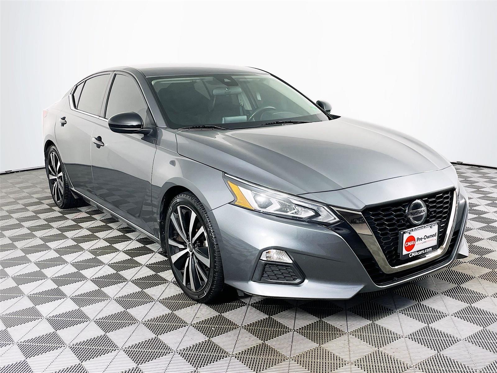 2022 Nissan Altima SR