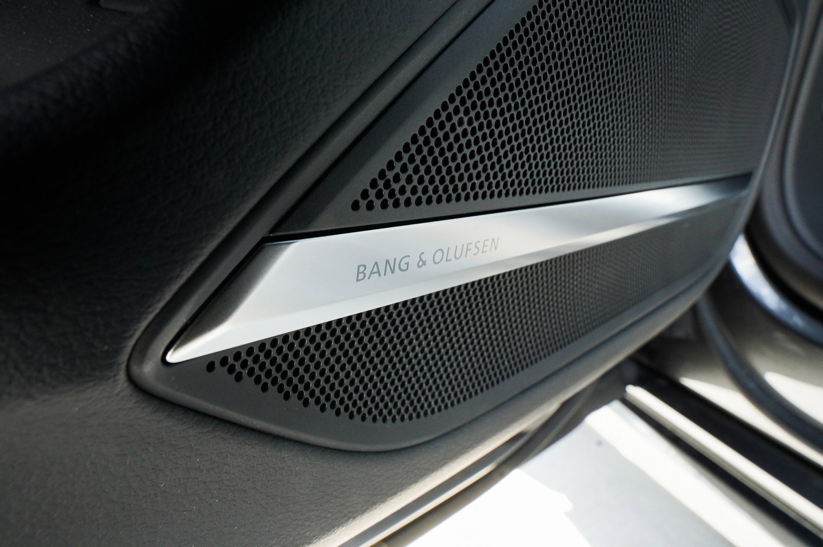 2025 Audi S8 4.0T photo 23