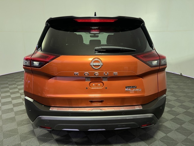 2022 Nissan Rogue SL photo 5