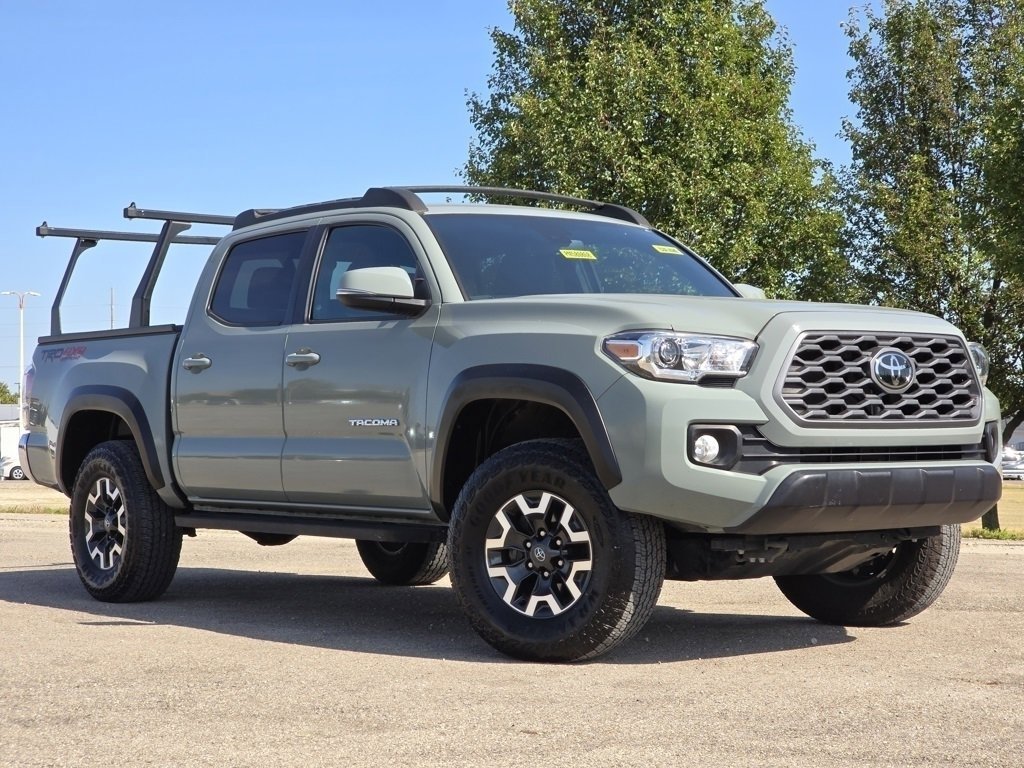 2023 Toyota Tacoma TRD Off-Road 4x4 photo 2