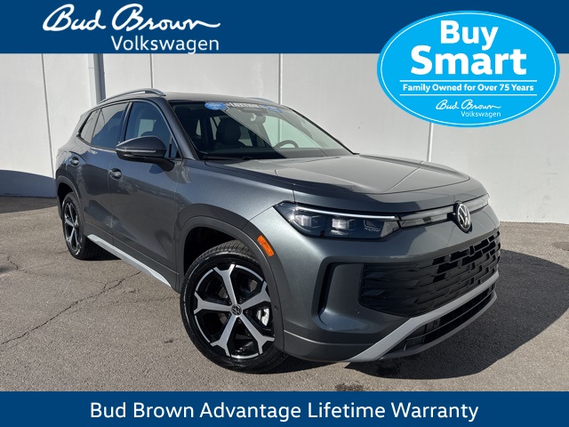 2026 Volkswagen Tiguan SE's photo