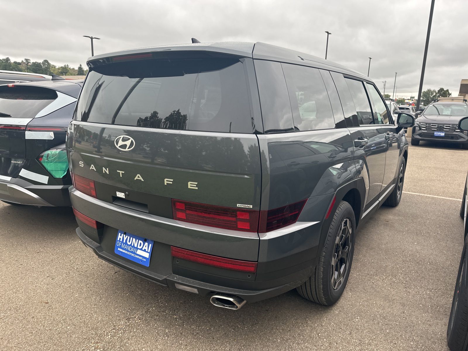 2026 Hyundai Santa Fe SE photo 3