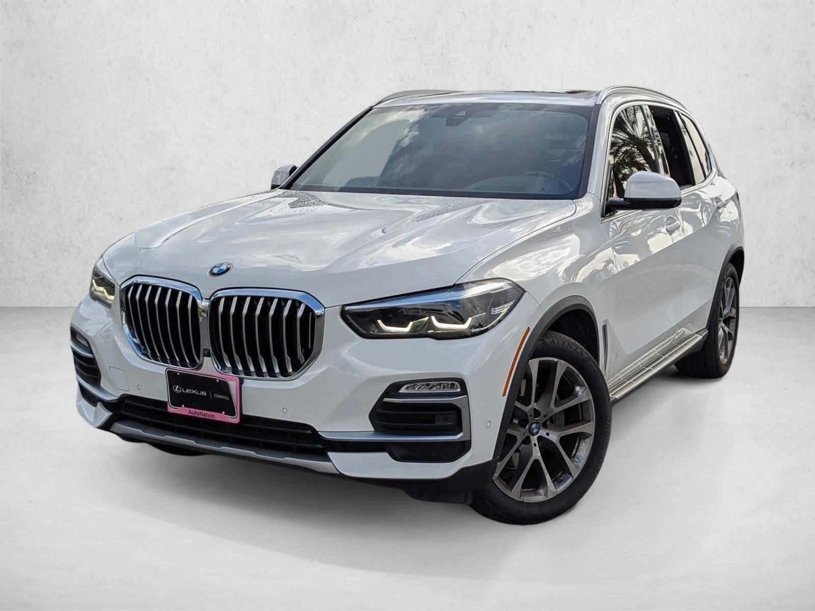 2021 BMW X5 40i's photo