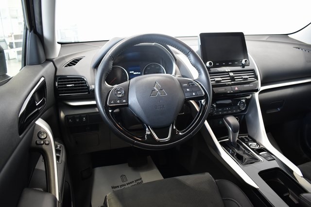 2024 Mitsubishi Eclipse Cross SE photo 11