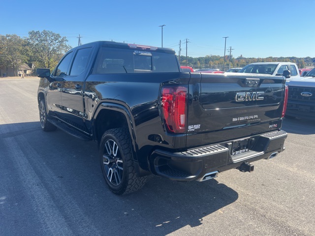 Used 2022 GMC Sierra 1500 AT4 with VIN 3GTUUEET4NG509792 for sale in Little Rock