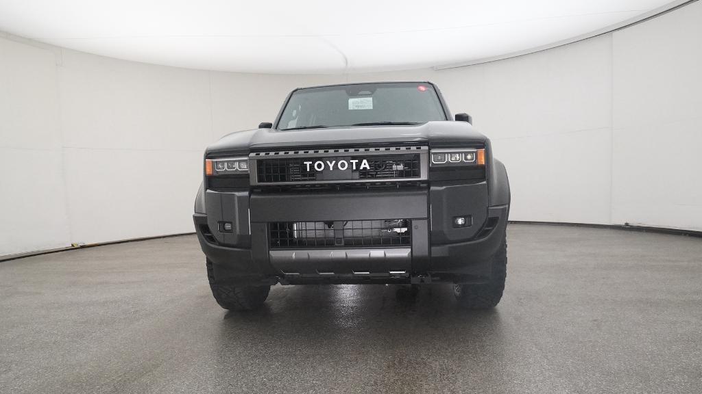 2025 Toyota Land Cruiser photo 3