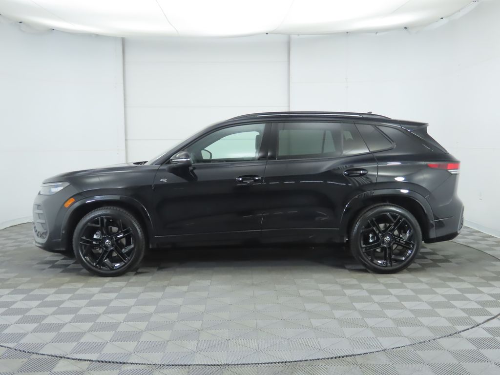 2025 Volkswagen Tiguan SE R-Line Black photo 8