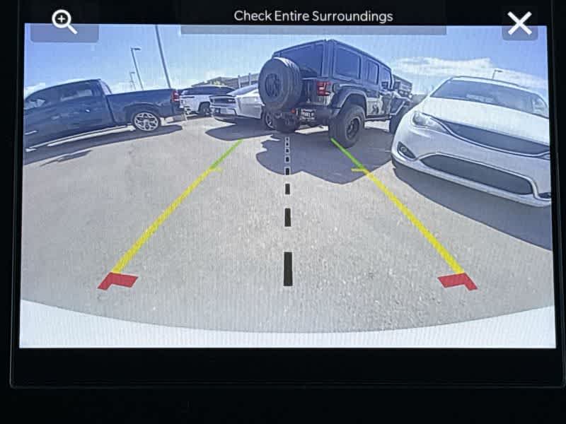 2023 Jeep Grand Cherokee Altitude photo 24