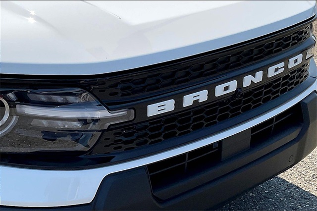 2025 Ford Bronco Sport Outer Banks photo 23