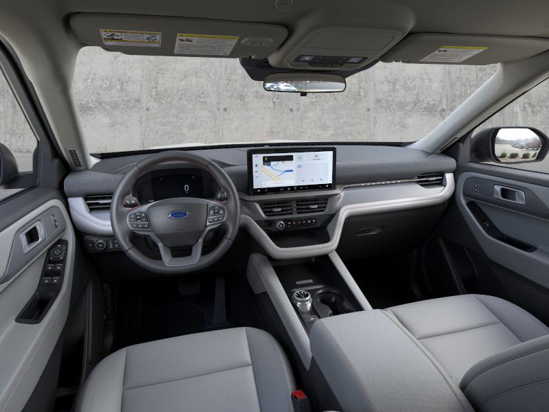 2025 Ford Explorer photo 7