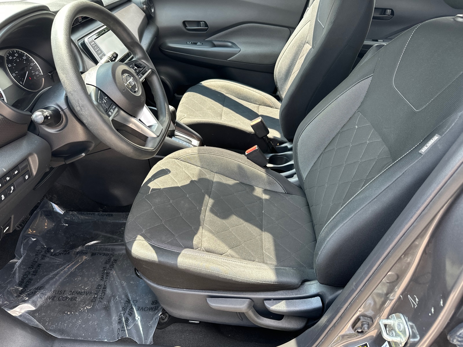 2020 Nissan Kicks S photo 9