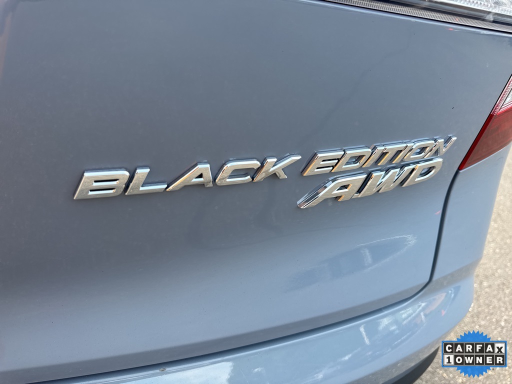 2022 Honda Pilot Black Edition photo 10